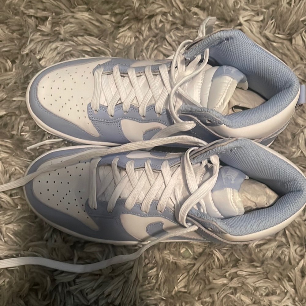Nike Aluminum